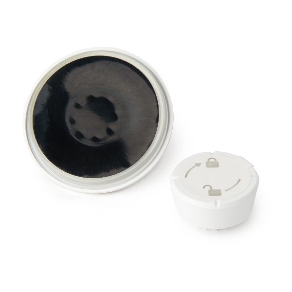 Umbra®-Flex.-GelLock-Corner-Bin-8