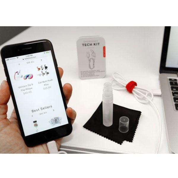 Kikkerland-Emergency-Tech-Kit-2