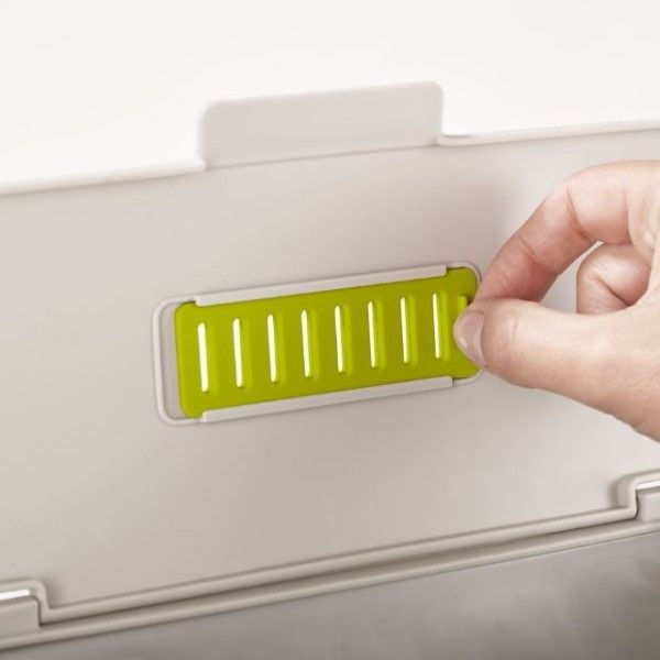 COMPO-4-food-waste-caddy-2