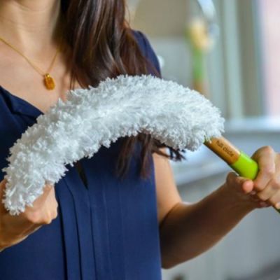 Dust-Whisperer-Microfiber-Duster-1
