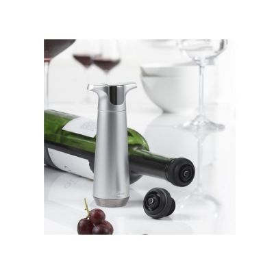 Wine Pump with two stopppers