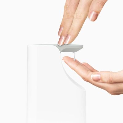 Joseph-Joseph-Slim-Compact-Soap-Pump-Gray/White-1