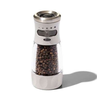 OXO Contoured Grinder Pepper