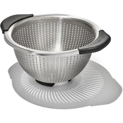 OXO Good Grips  3QT COLANDER