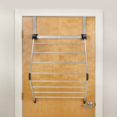 Over-The-Door-Mountain-Lock-Dryer-3