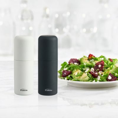 -Pepper-Mill-Set