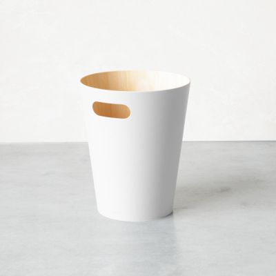 Umbra-Woodrow-Trash-Can-White-Natural-2