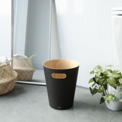 Umbra-Woodrow-Trash-Can-Black-Natural-3
