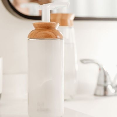 Soap-Opera-Soap/Lotion-Dispenser-Clear-3