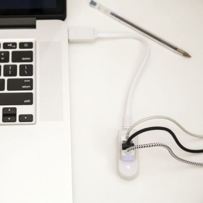Kikkerland-Handy-Hub-1