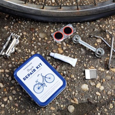 Kikkerland-Bicycle-Repair-Kit-2