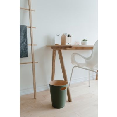 Umbra-Woodrow-Trash-Can-Spruce-4