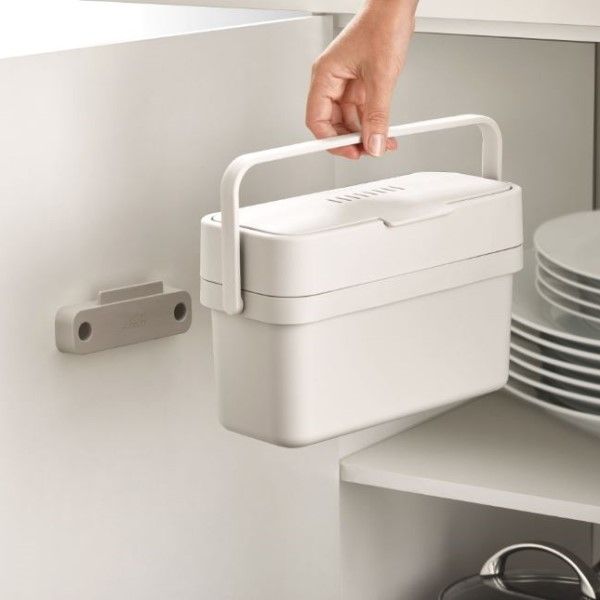 COMPO-4-food-waste-caddy-3