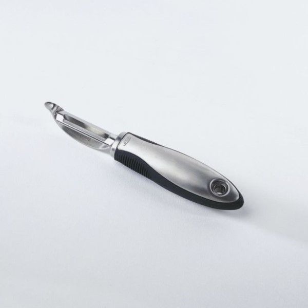 OXO-SteeL-Swivel-Peeler