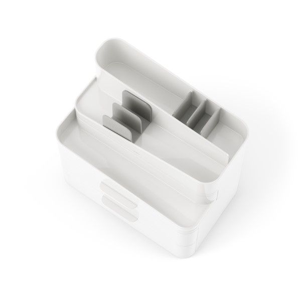 Umbra-Glam-Cosmetics-Organizer-3