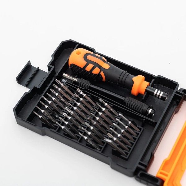 Mad-Man-34-IN-1-Screwdriver-Tool-Kit