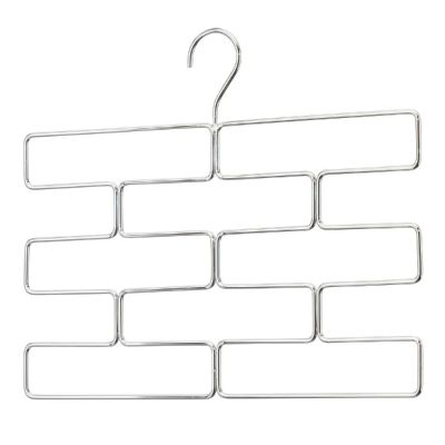 Trio-Legging-Holder-1