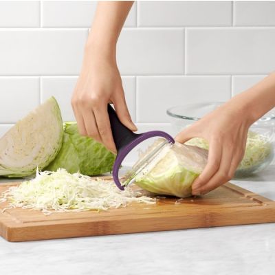 OXO-Peeler-Large-Vegetables-5