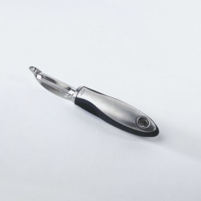 OXO-SteeL-Swivel-Peeler