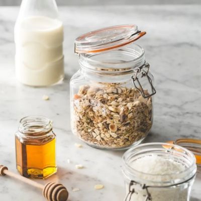 Kilner-Square-Cliptop-Jar-1L-2