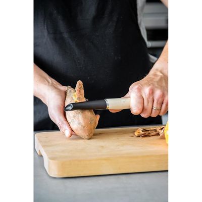 Kitchen-Aid-Euro-Peeler---Cream